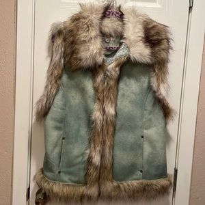Faux fur vest